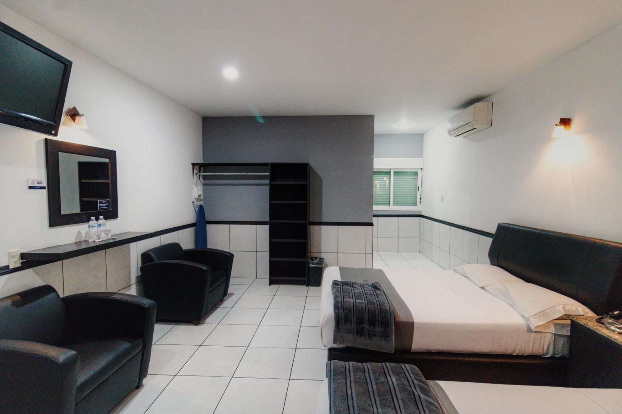 Hotel Maioris El Diez Culiacán מראה חיצוני תמונה